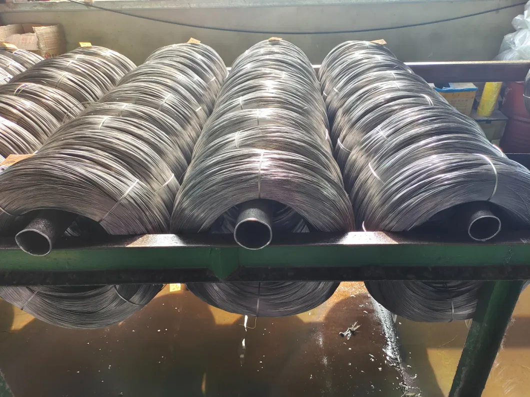 Ms Hot Dipped Electro Gi Galvanized Steel Wire with AISI 1008 1006 0.3mm 2mm 4mm 6.5mm ASTM 6 8 9 10 12 14 18 20 Gauge in Barbed Wire Electric Cable for Hanger