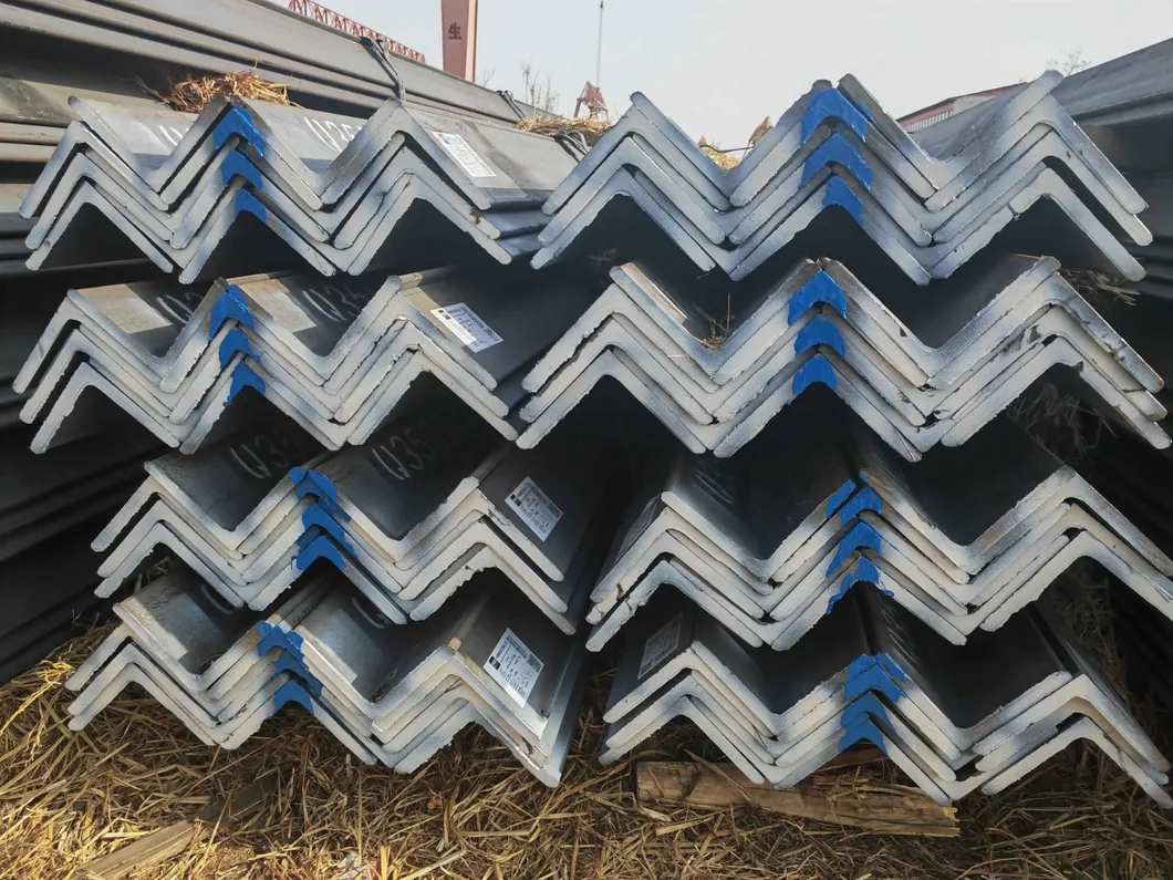 Factory Price Carbon Steel Q235 Ss400 A36 GB Angle Steel